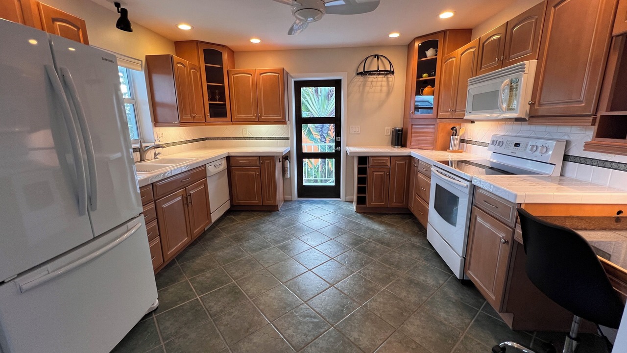 Photo of Kitchen in Breezeswept Beach Estates