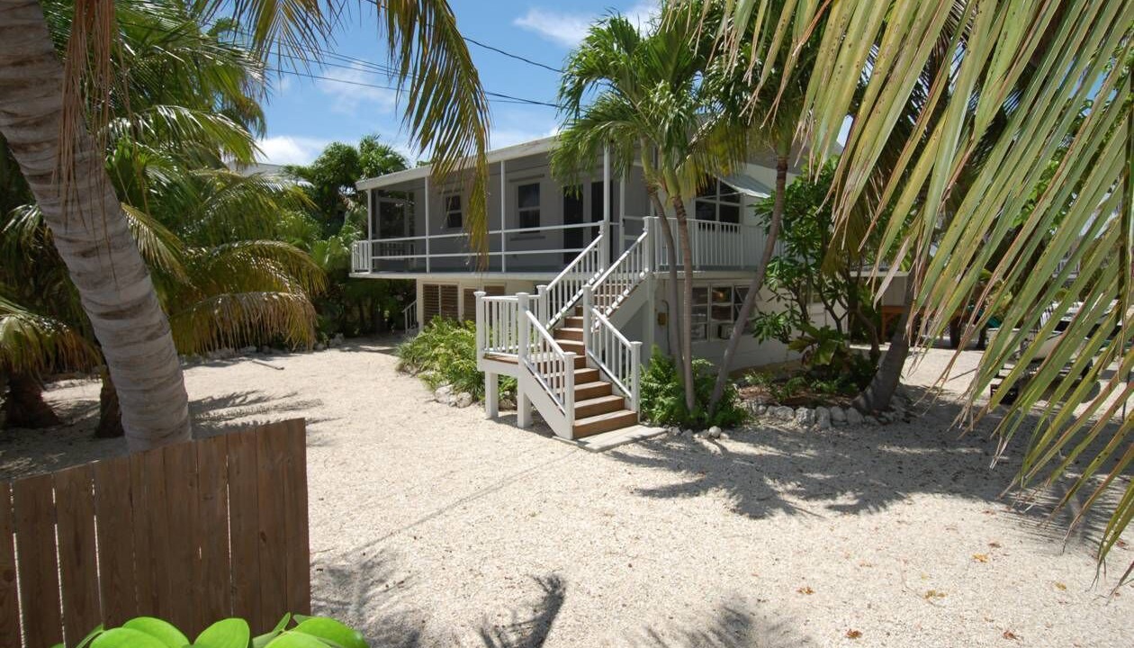 Photo of Outdoor in Breezeswept Beach Estates