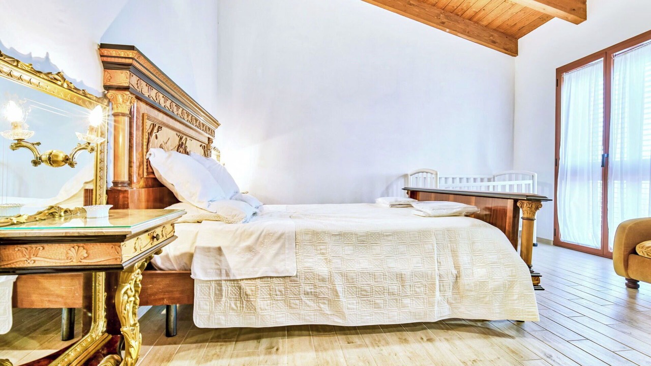 Photo of Bedroom in Tollo