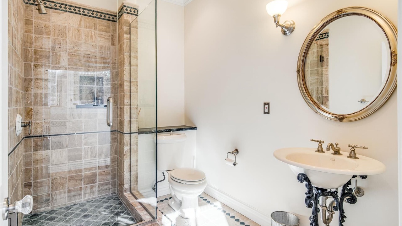 Photo of Bathroom in Palos Verdes Estates
