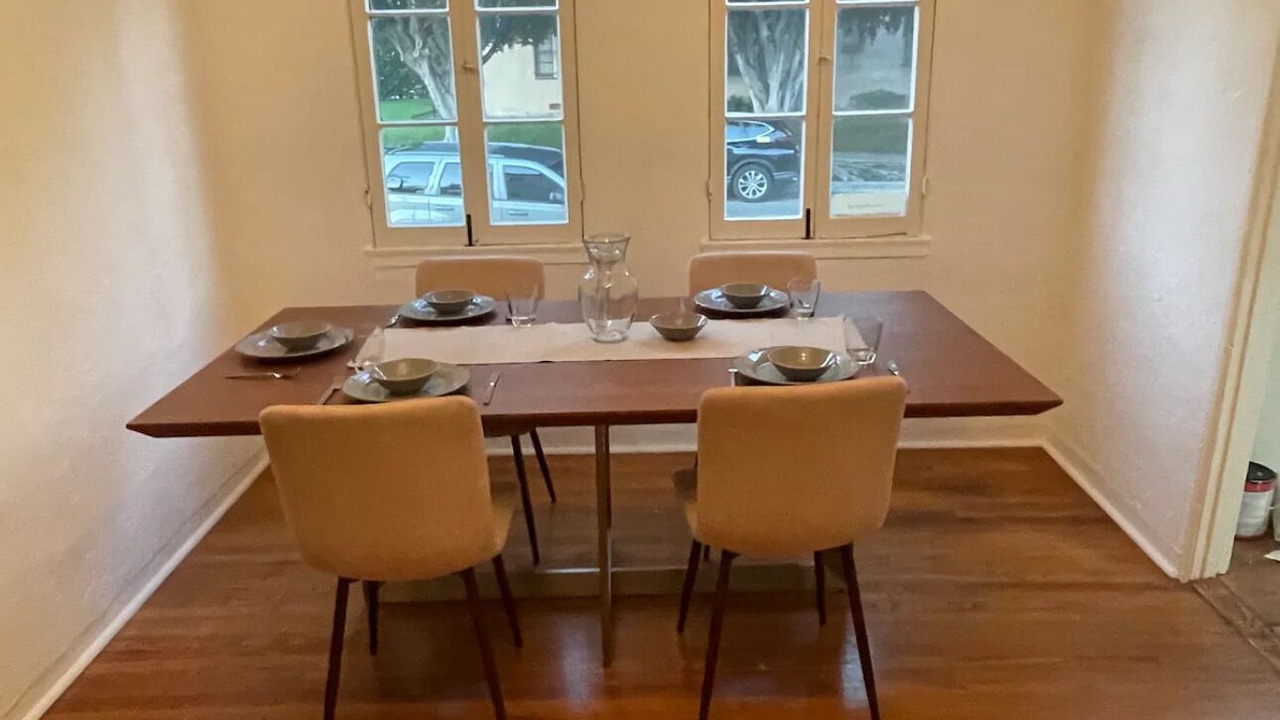 Photo of Others in Pico - Robertson