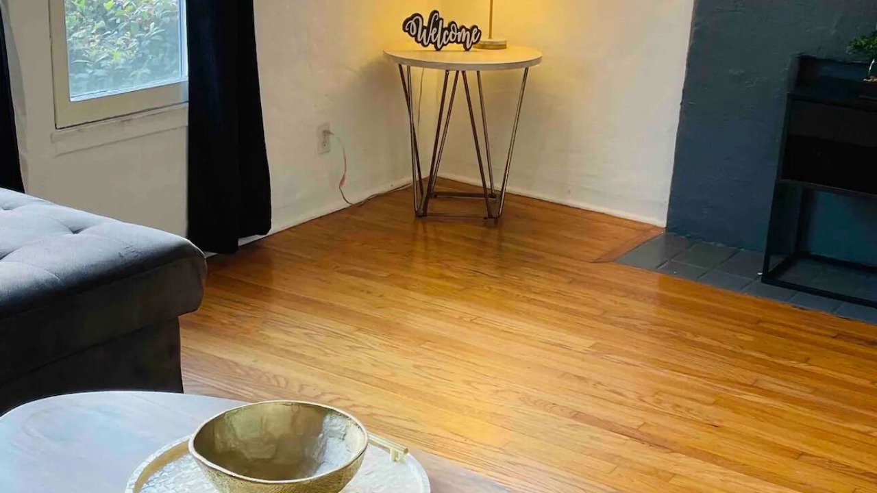 Photo of Livingroom in Pico - Robertson