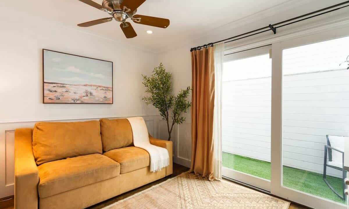 Photo of Livingroom in The Strand