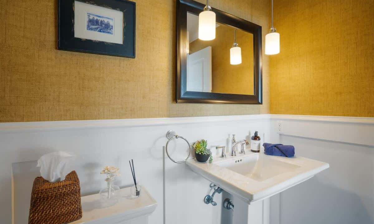 Photo of Bathroom in The Strand