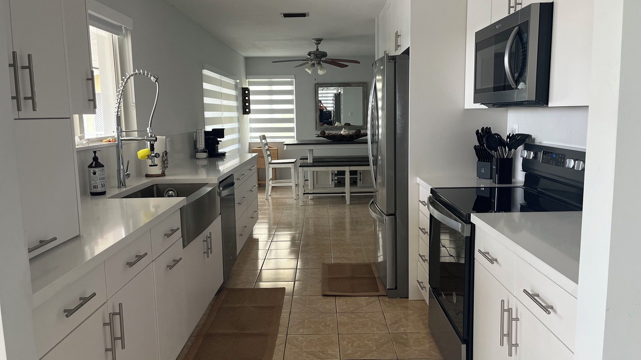 Photo of Kitchen in Venetian Shores