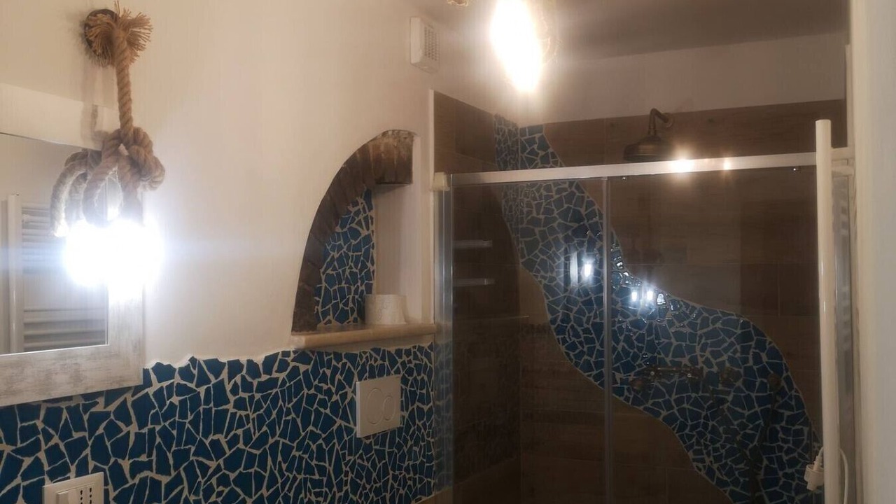Photo of Bathroom in Campiglia Marittima