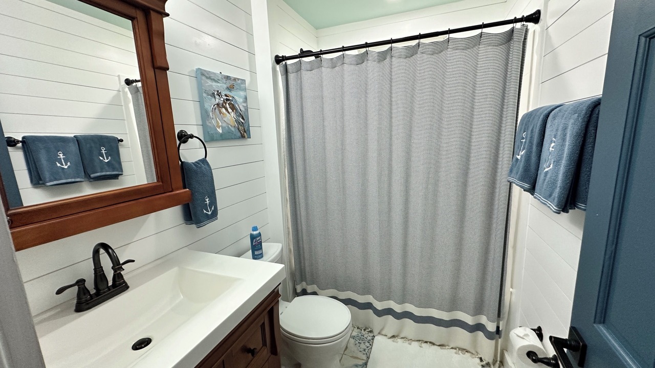 Photo of Bathroom in Little Torch Key