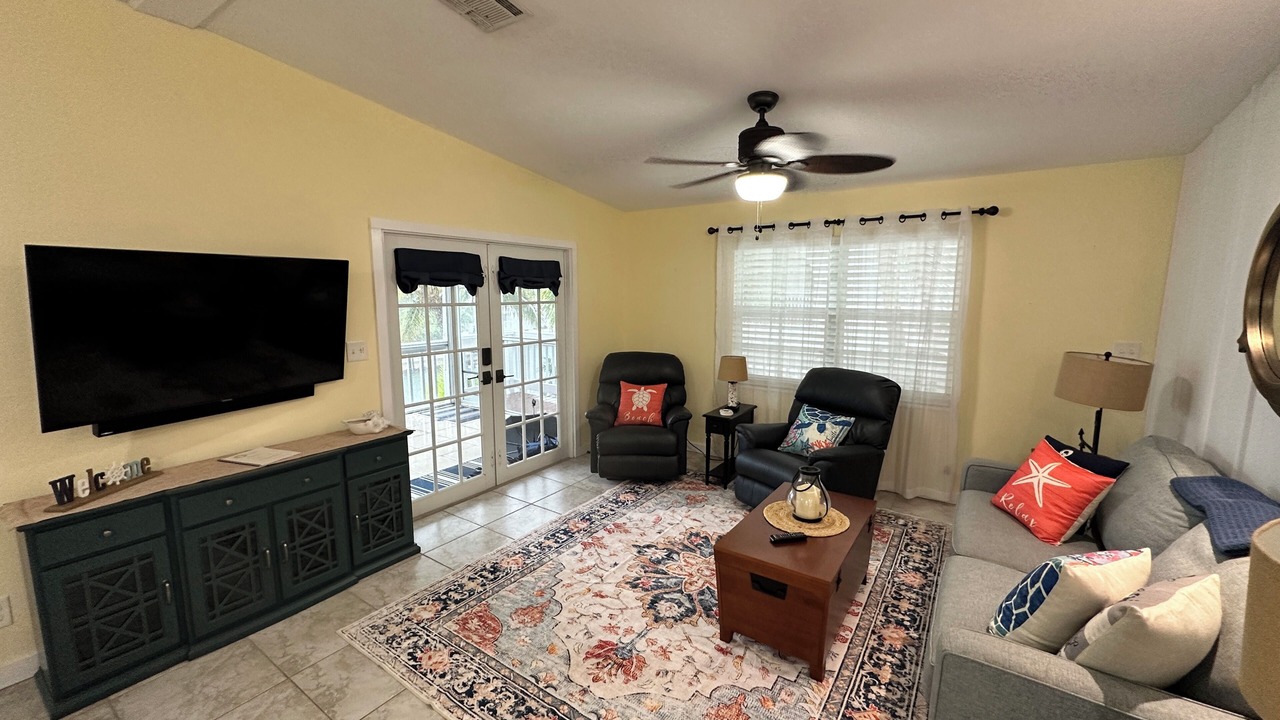 Photo of Livingroom in Little Torch Key