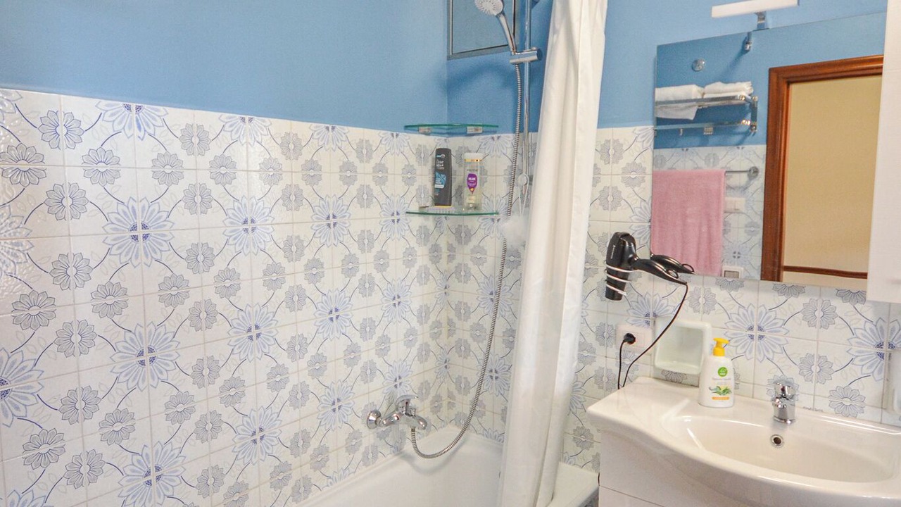 Photo of Bathroom in Fabro Scalo