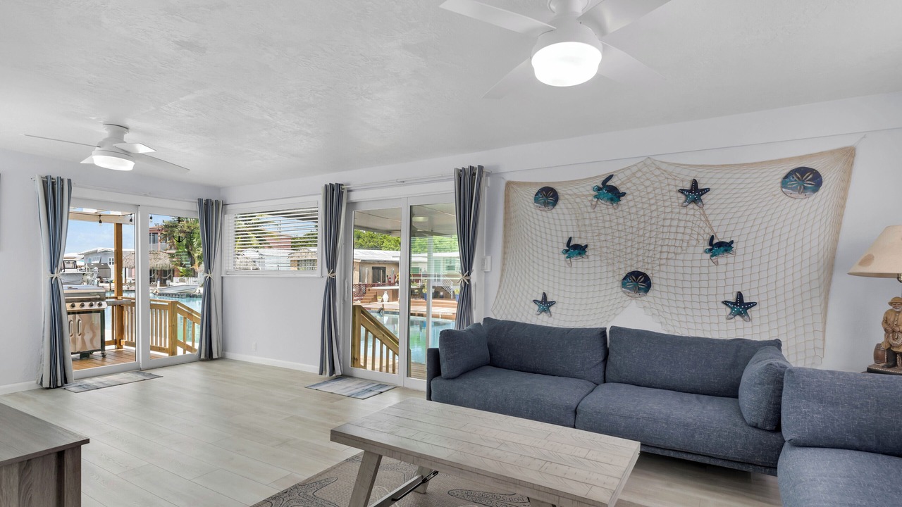 Photo of Livingroom in Sexton Cove Estates
