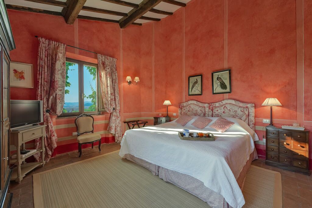 Photo of Bedroom in Castellina Marittima