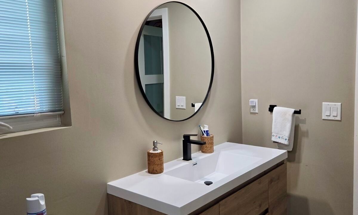 Photo of Bathroom in Cutthroat Harbor Estates