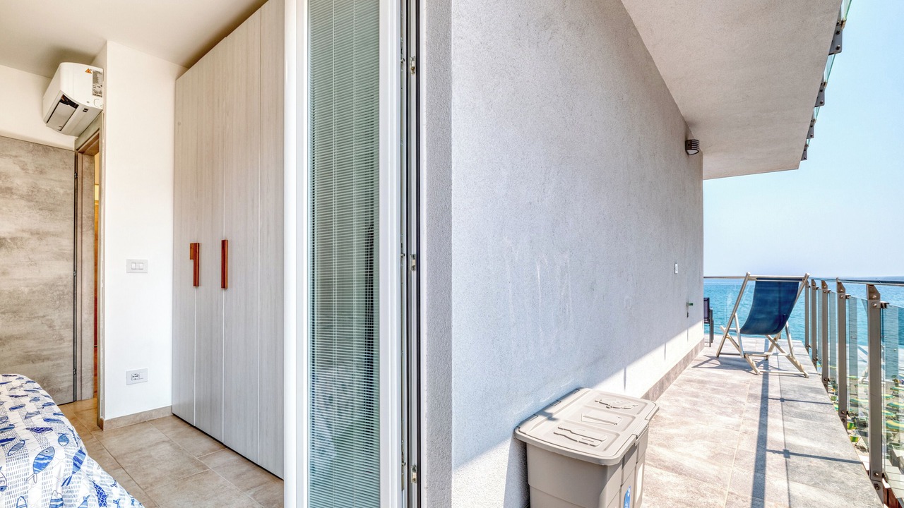 Photo of Patio Balcony in Borghetto Santo Spirito