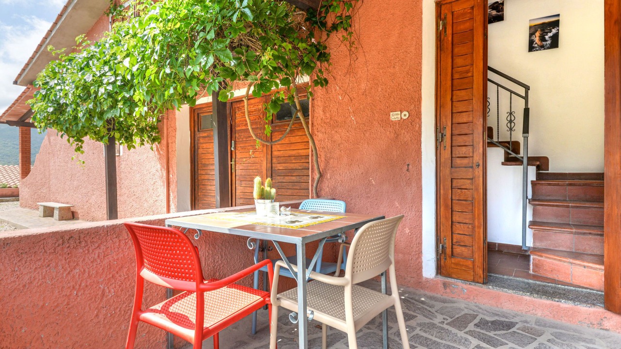 Photo of Outdoor in Naregno
