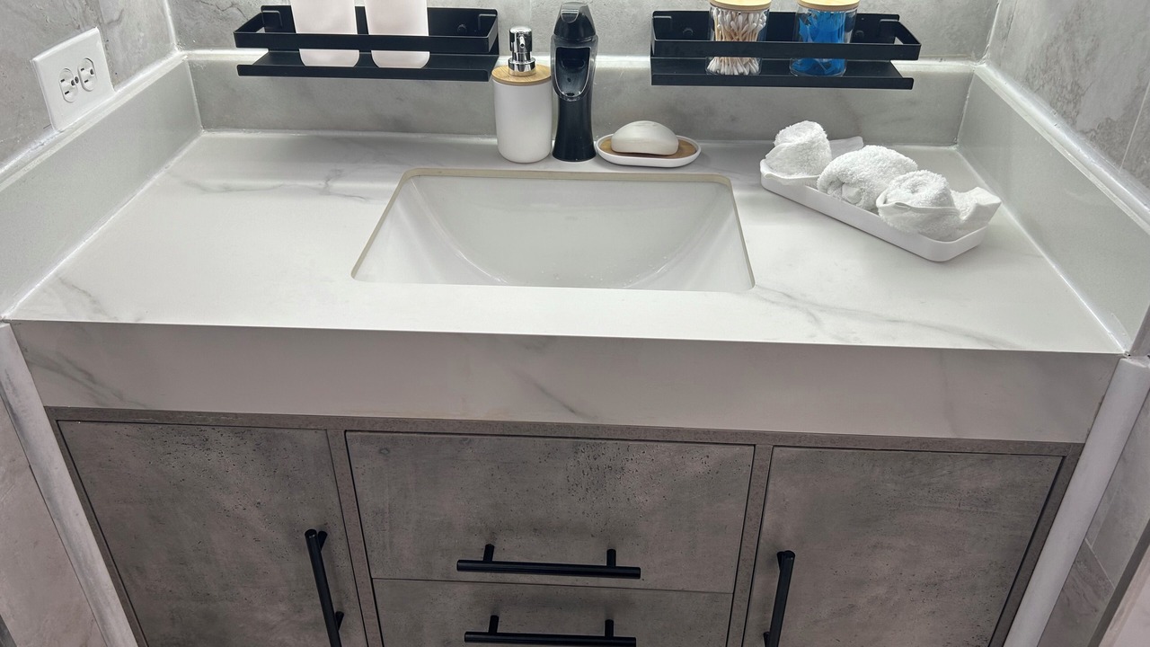 Photo of Bathroom in Harbor