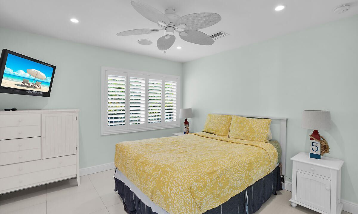 Photo of Bedroom in Key Colony Beach