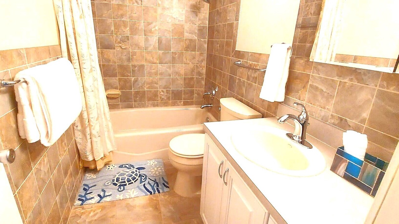 Photo of Bathroom in Coury