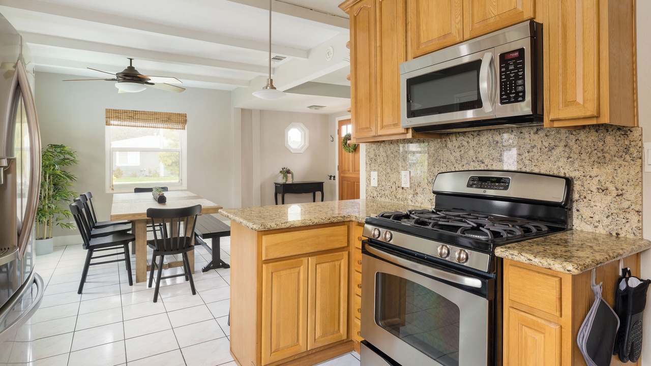 Photo of Kitchen in Del Aire