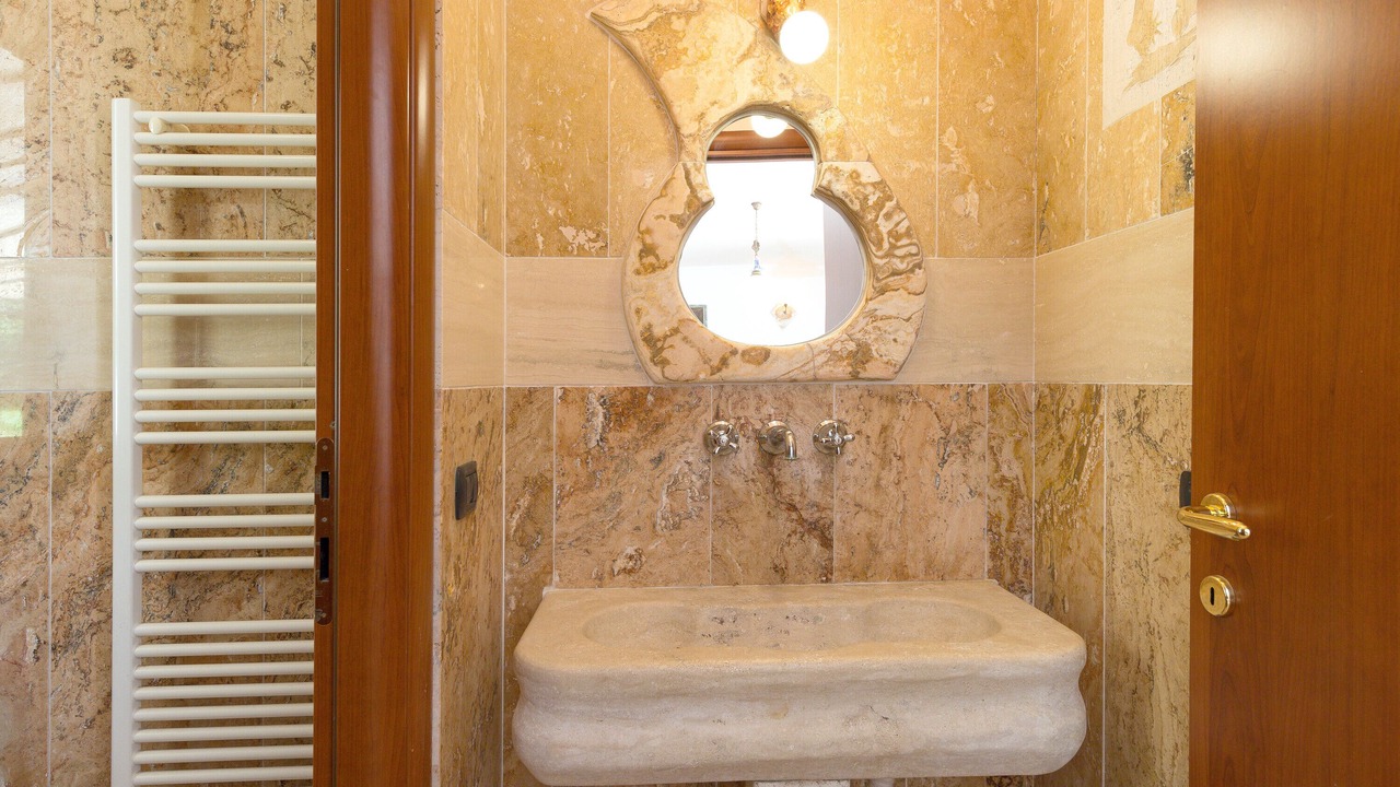 Photo of Bathroom in Monteverdi Marittimo