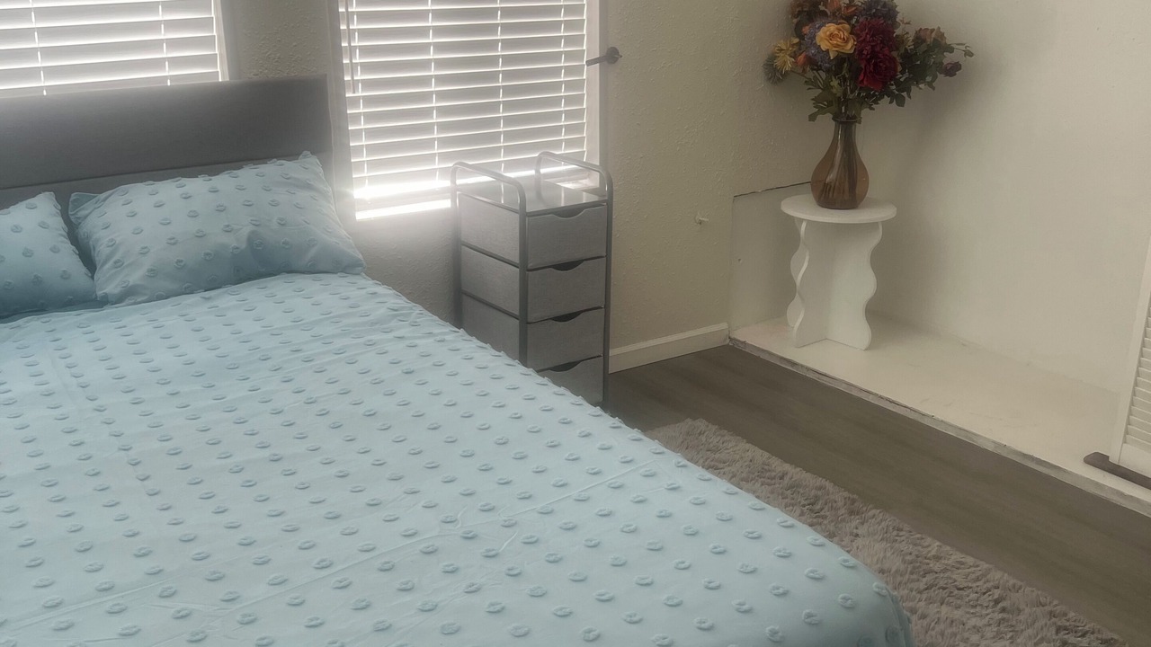 Photo of Bedroom in Harbor