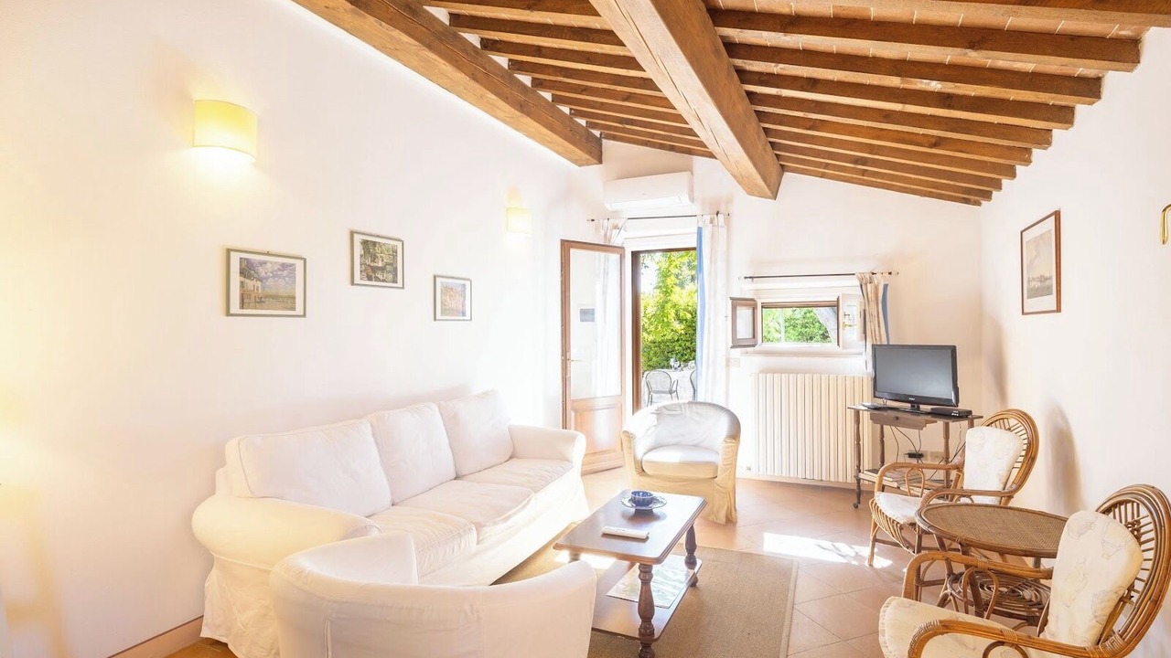 Photo of Livingroom in Bolgheri
