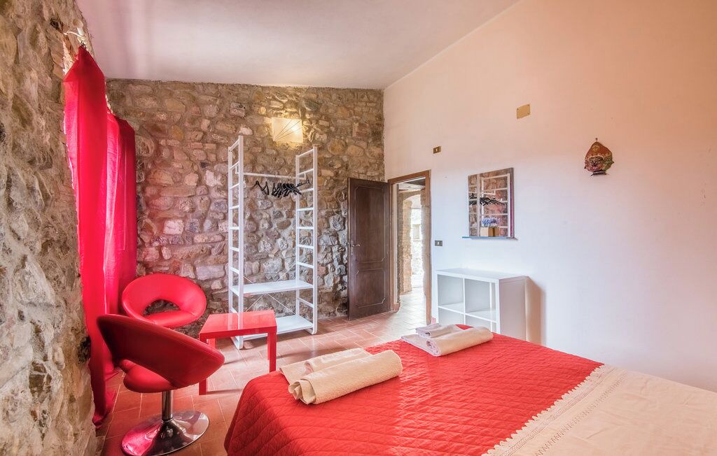 Photo of Bedroom in Radicondoli