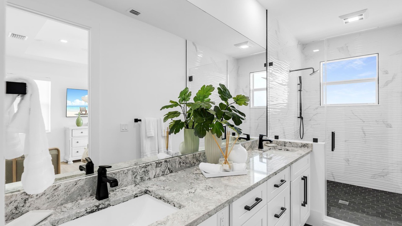 Photo of Bathroom in Marathon