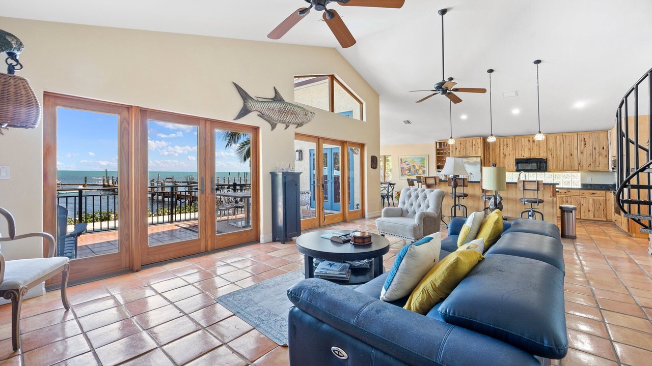 Photo of Livingroom in Marathon