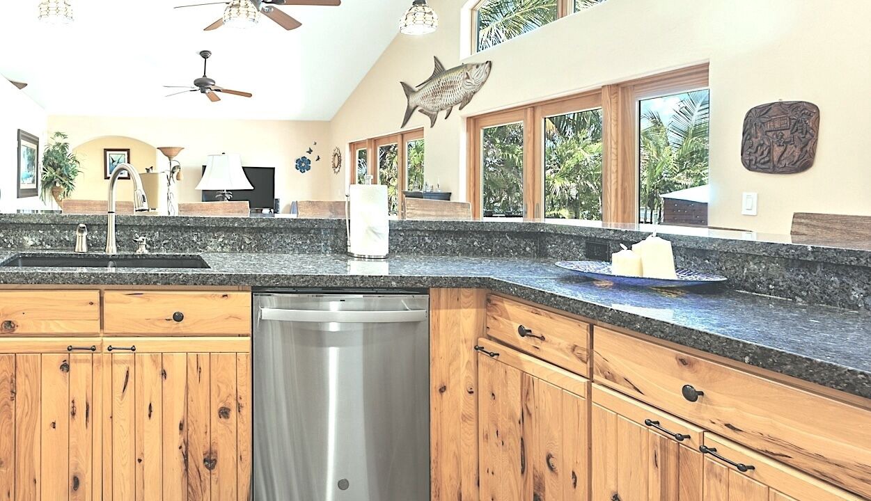 Photo of Kitchen in Marathon