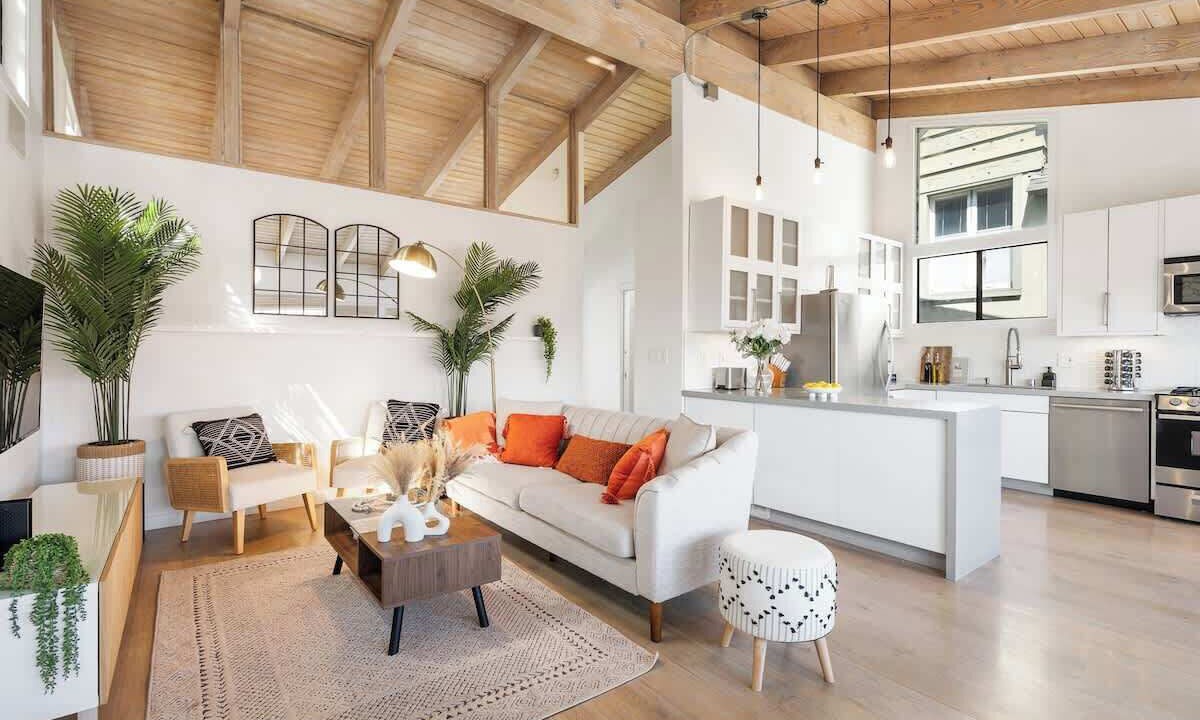 Photo of Livingroom in The Strand