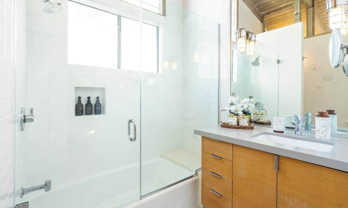 Photo of Bathroom in The Strand
