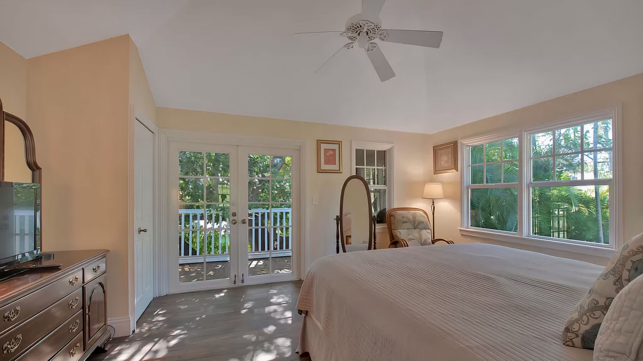 Photo of Bedroom in Bahama Village