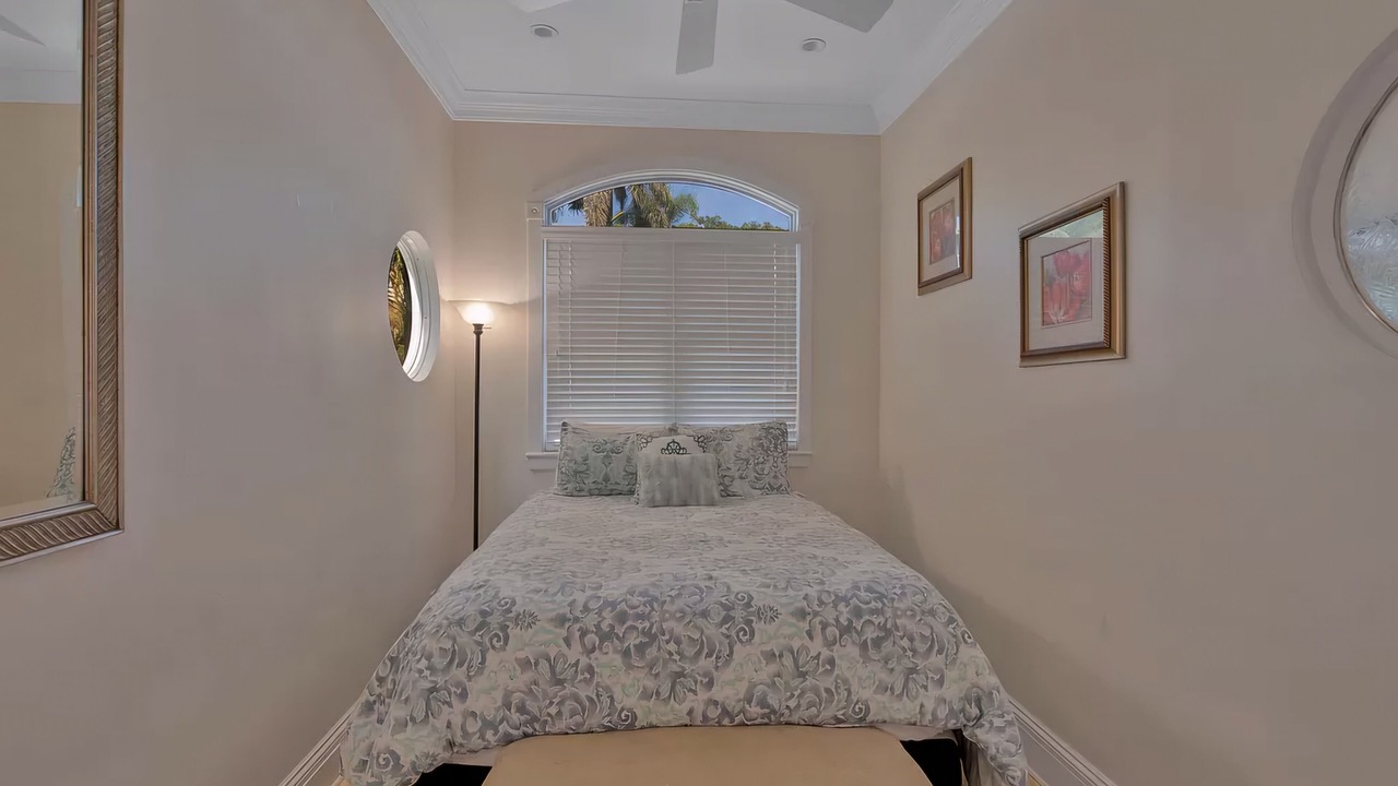Photo of Bedroom in Bahama Village