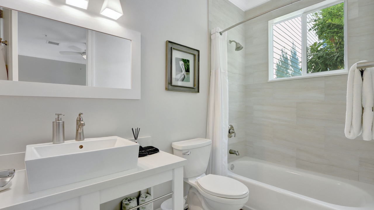 Photo of Bathroom in Islamorada