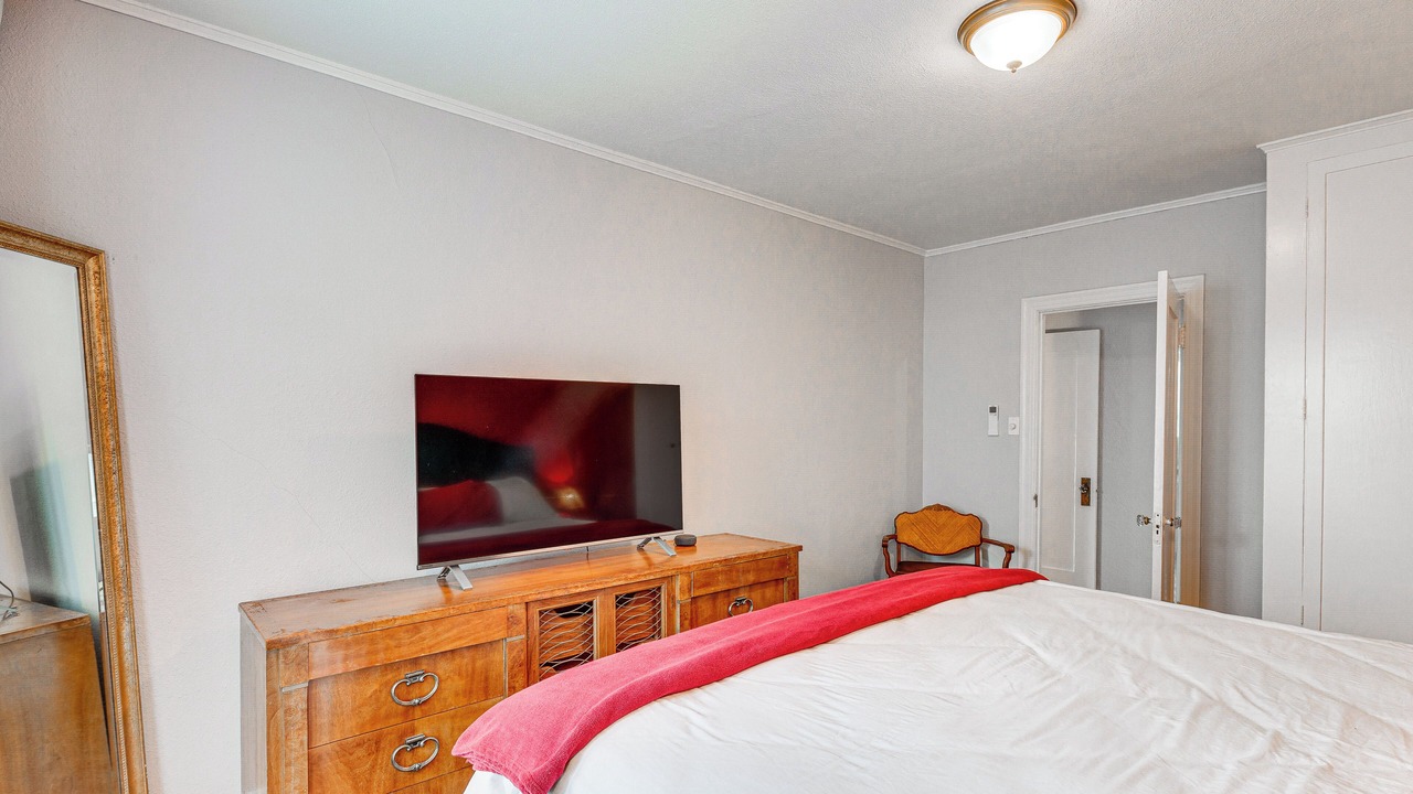 Photo of Bedroom in Melrose