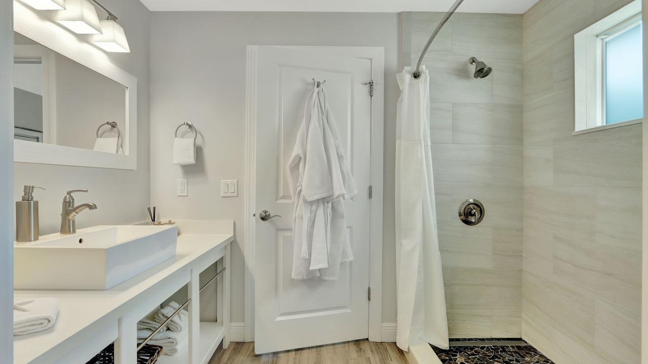 Photo of Bathroom in Islamorada