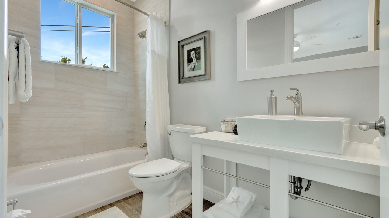 Photo of Bathroom in Islamorada
