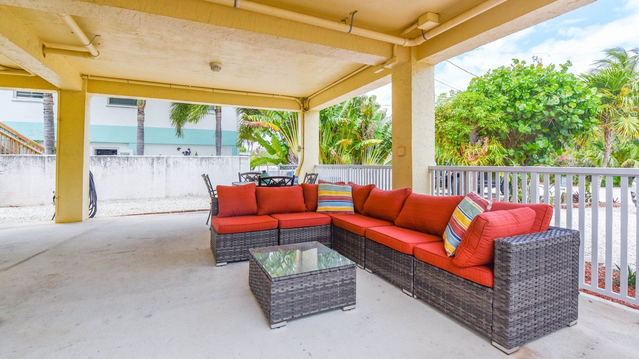 Photo of Patio Balcony in Cutthroat Harbor Estates