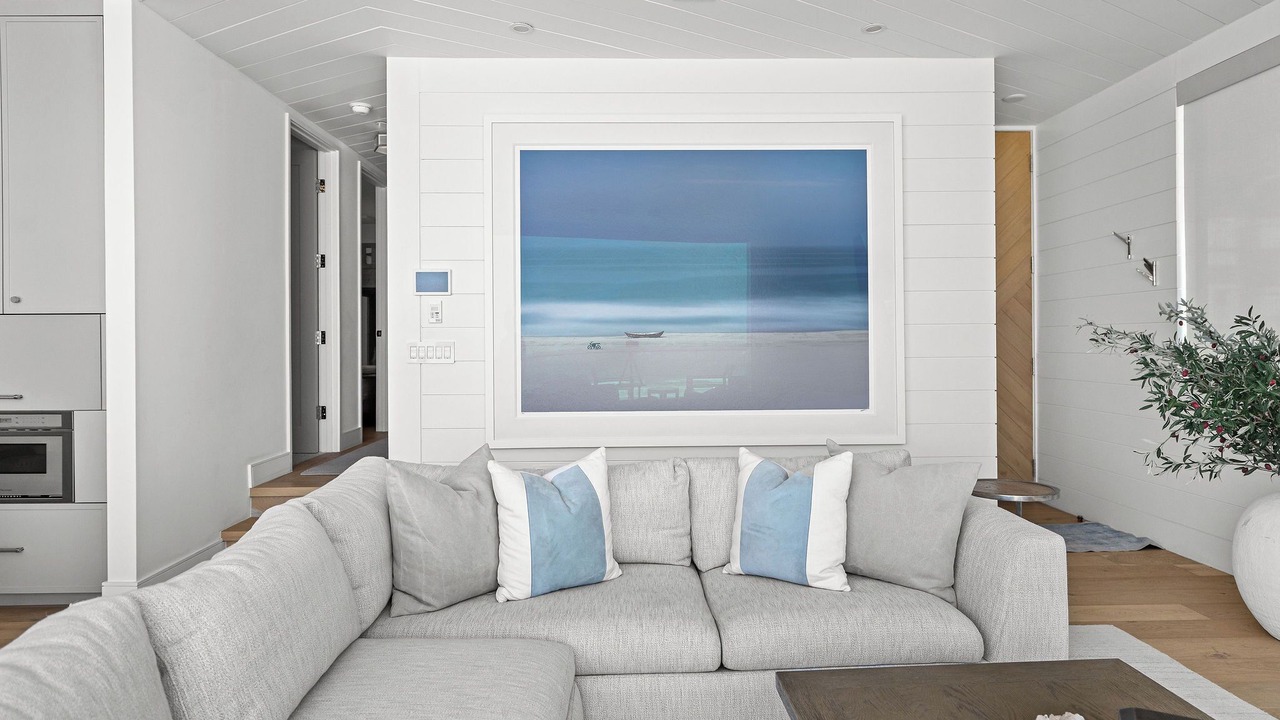 Photo of Livingroom in The Strand