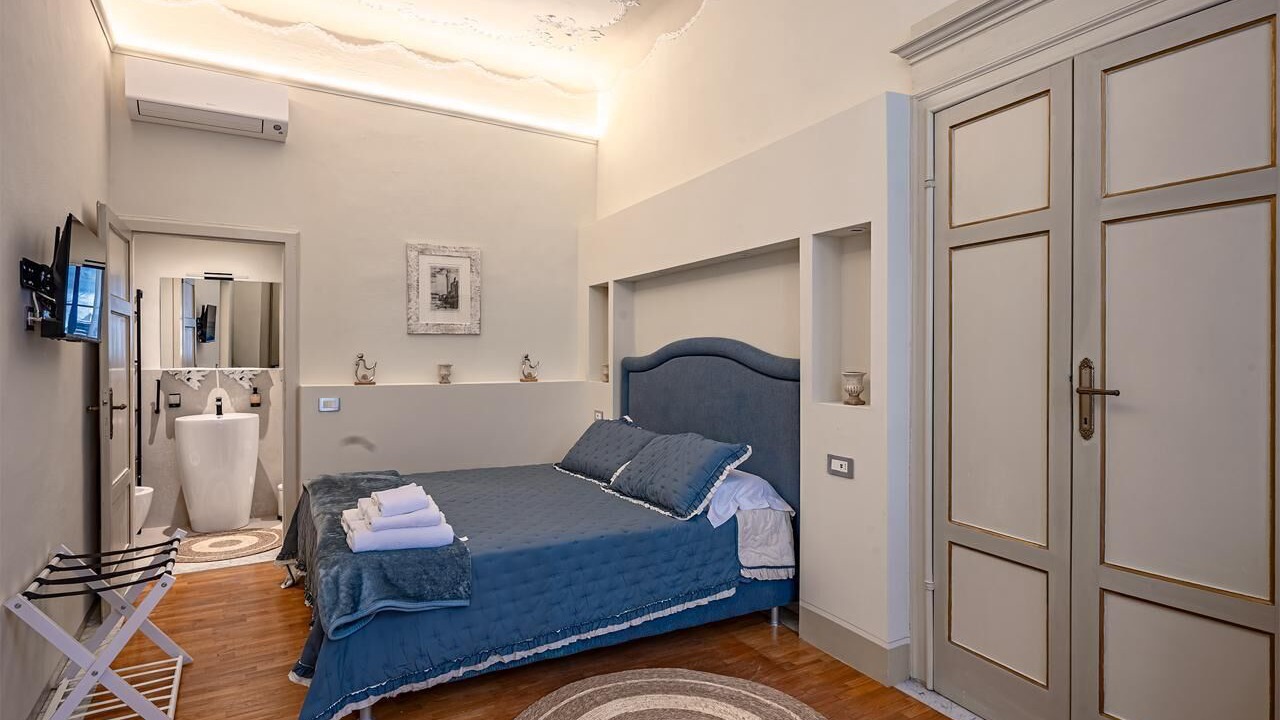 Photo of Bedroom in Siena Historical Center