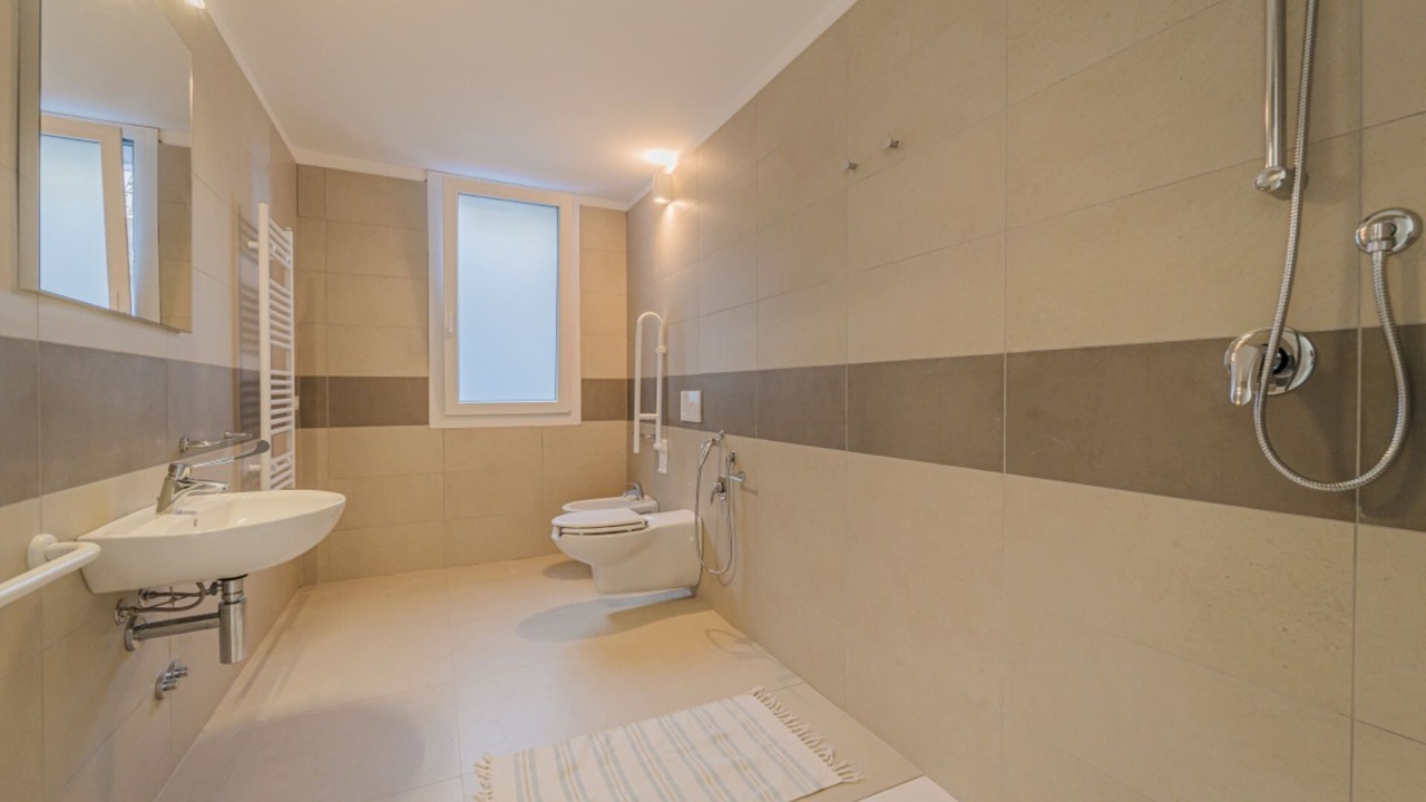 Photo of Bathroom in Portoferraio
