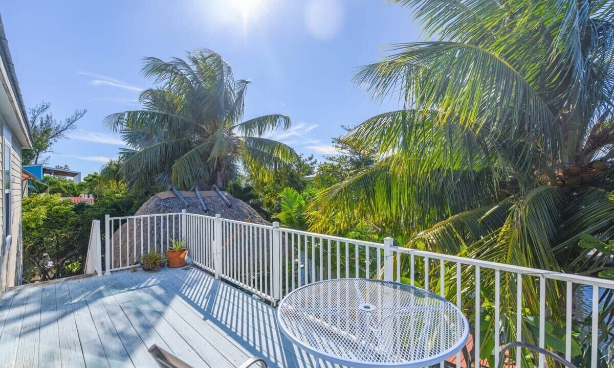 Photo of Patio Balcony in Sugarloaf Key