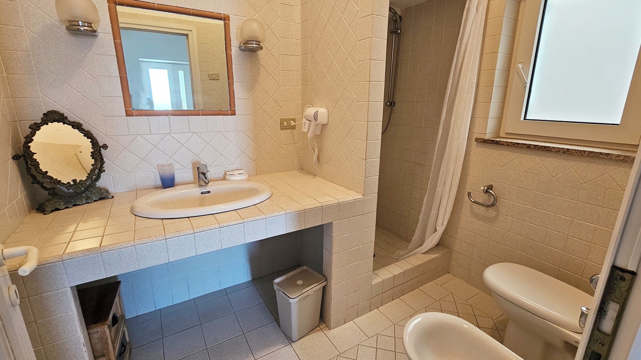 Photo of Bathroom in Le Forna