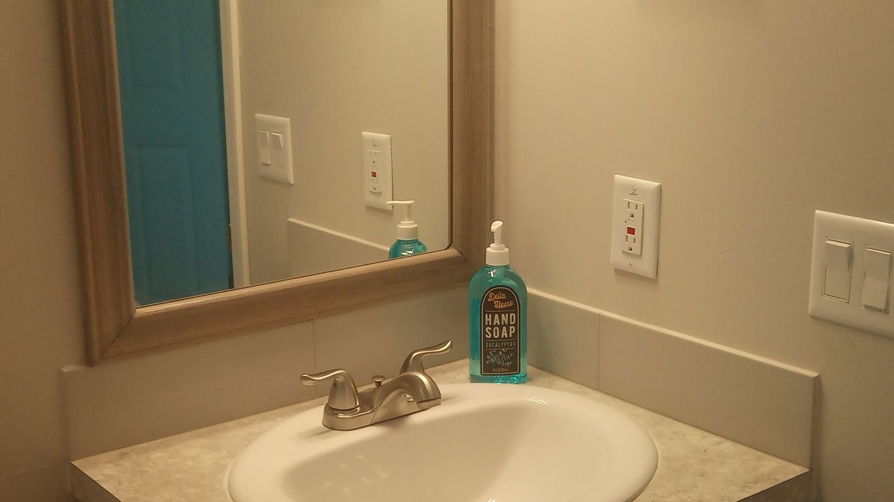 Photo of Bathroom in Cutthroat Harbor Estates