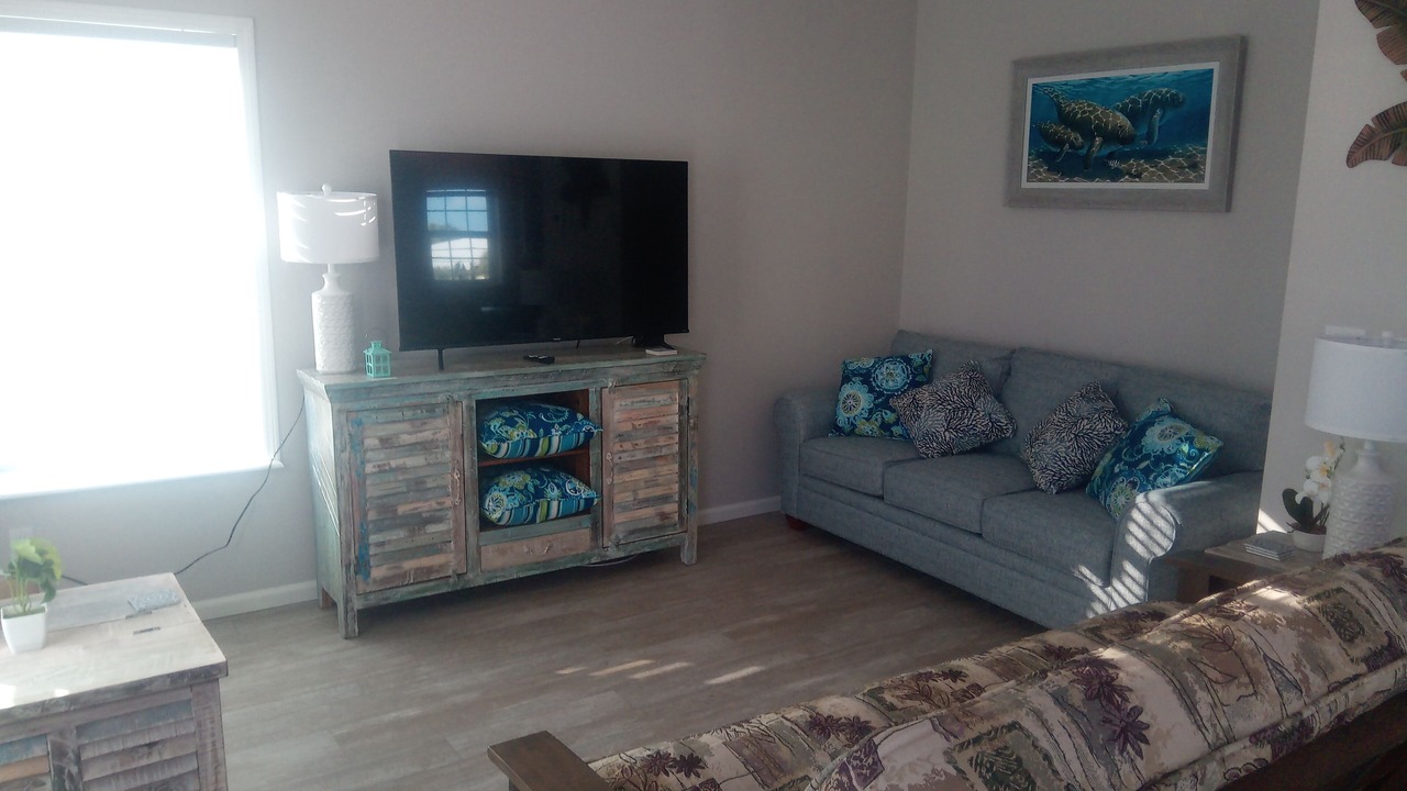 Photo of Livingroom in Cutthroat Harbor Estates