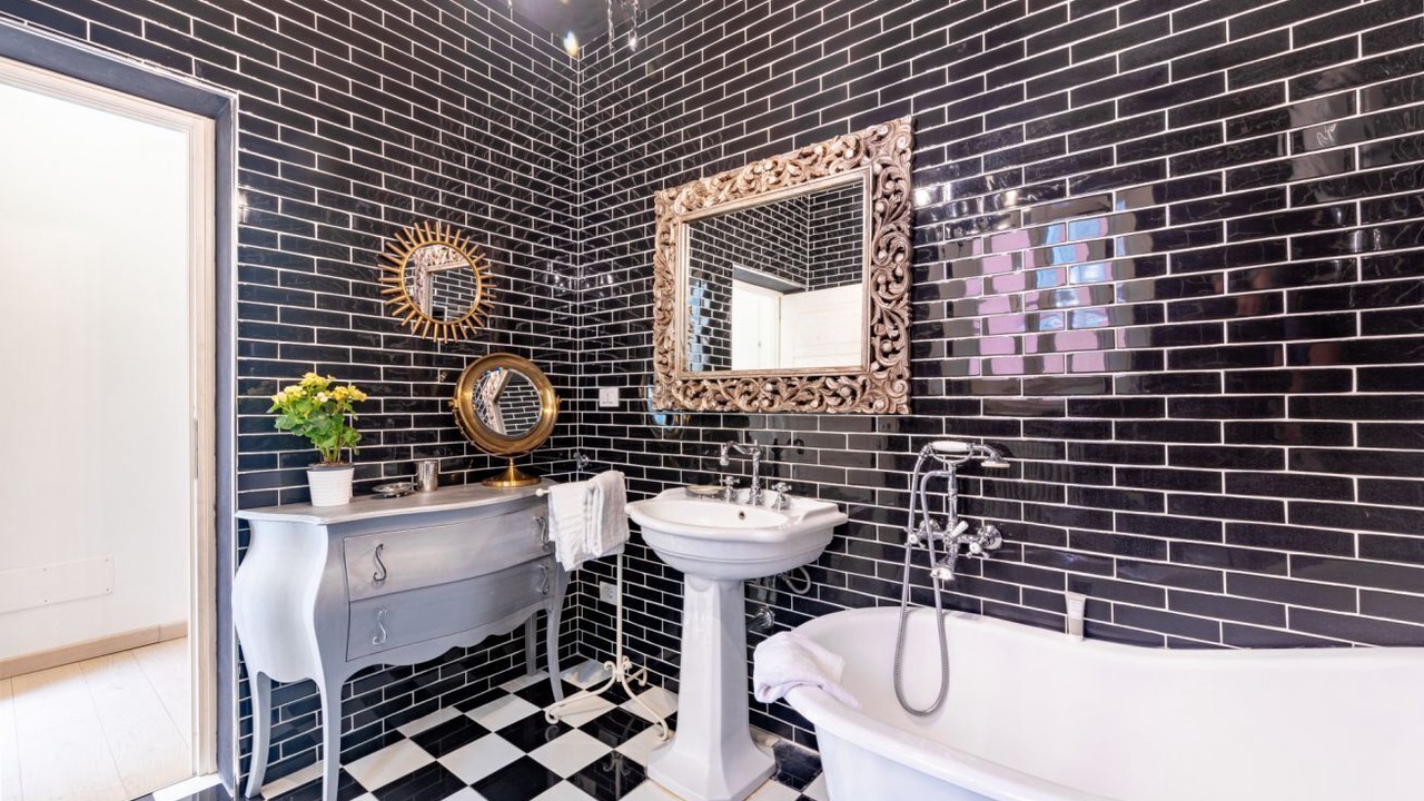Photo of Bathroom in Parma City Centre