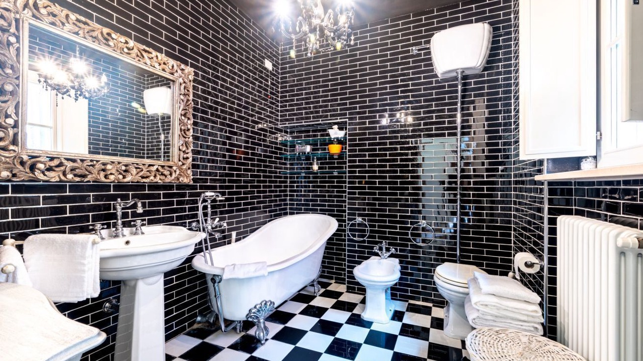 Photo of Bathroom in Parma City Centre