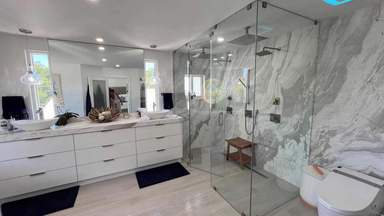 Photo of Bathroom in Winston Waterways