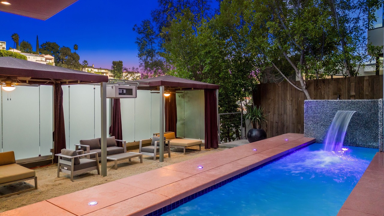 Photo of Outdoor in Hollywood Dell