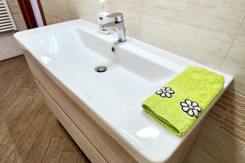 Photo of Bathroom in Latina